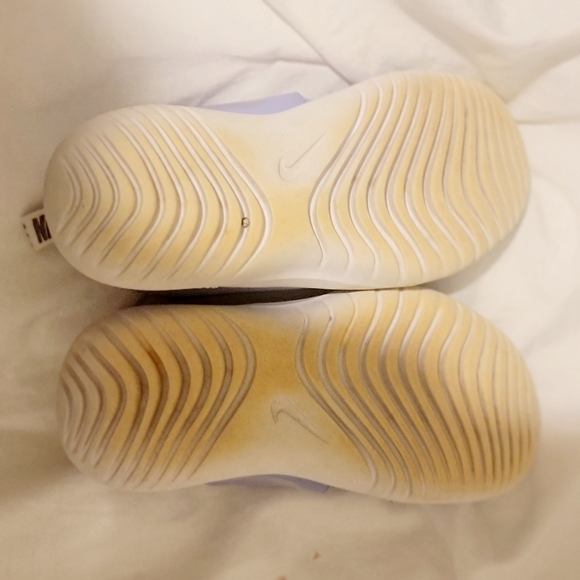 NIKE FLEXRUNNER KIDS SIZE 13.5 - Picture 3 of 3